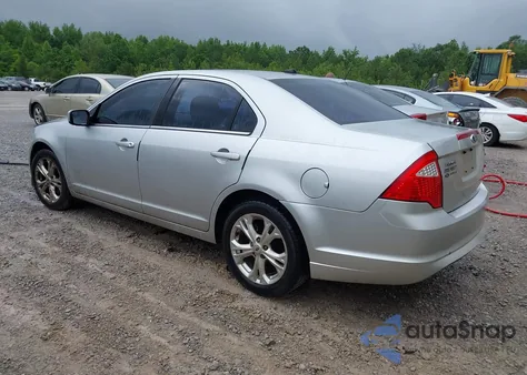 2012 Ford Fusion Se z USA, uszkodzony, nr VIN 3FAHP0HA8CR402628